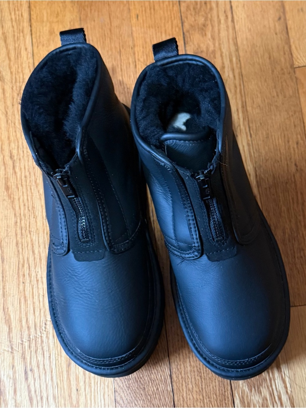 Ugg  NEUMEL PLATFORM ZIP WOMEN BOOTS LEATHER BLACK US 8 /UK 6